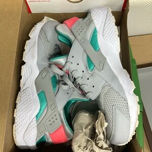 Men’s size 11 Nike react element